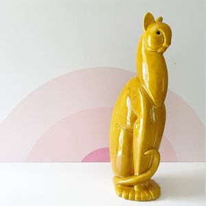 Royal Haegar winking cat